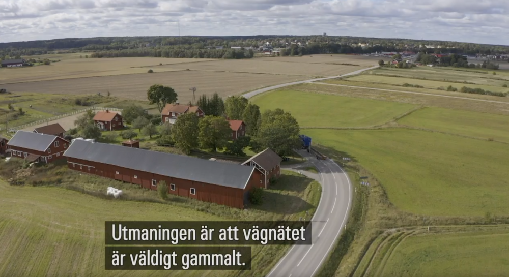 Svenska vägar är gamla och kurvor felbyggda