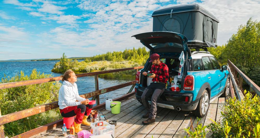 Frukost på Luspebryggan och myggorna är spårlöst borta.