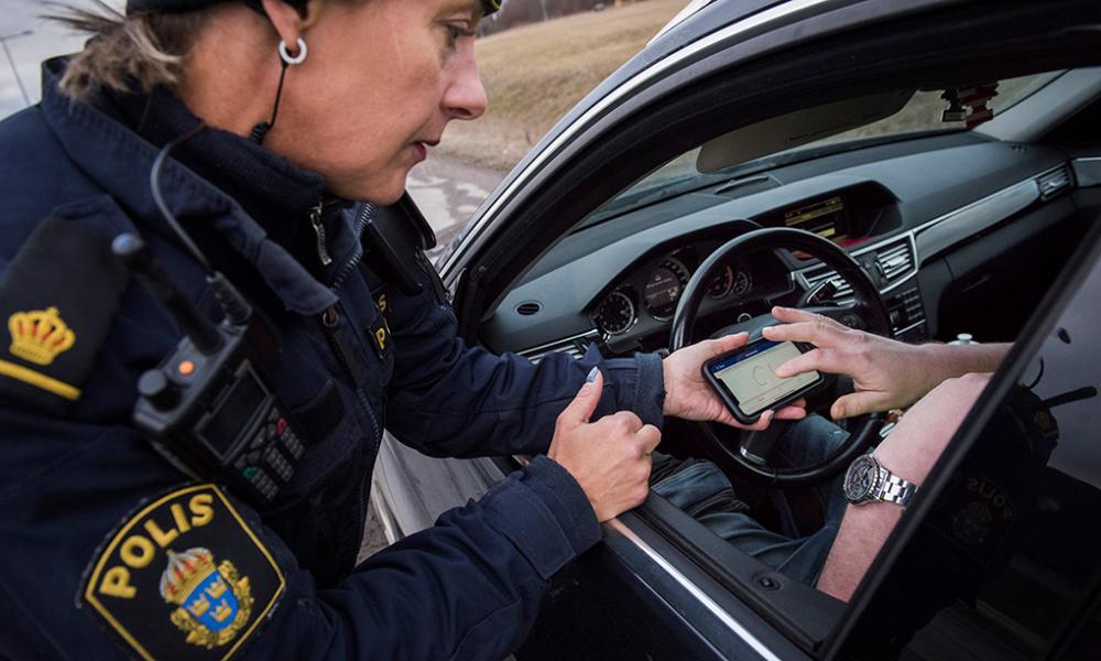 Böter ska bli digitala