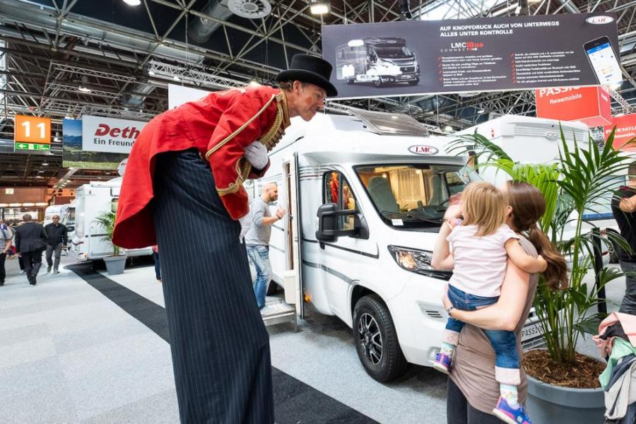 Tyskland öppnar upp men osäkert för Caravan Salon
