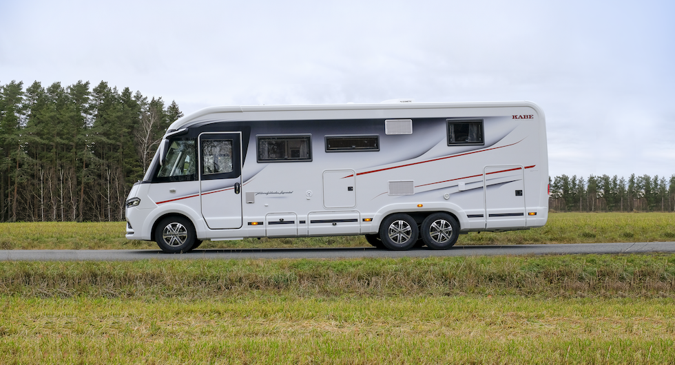 Provkörd: Kabe Imperial 810 LQB