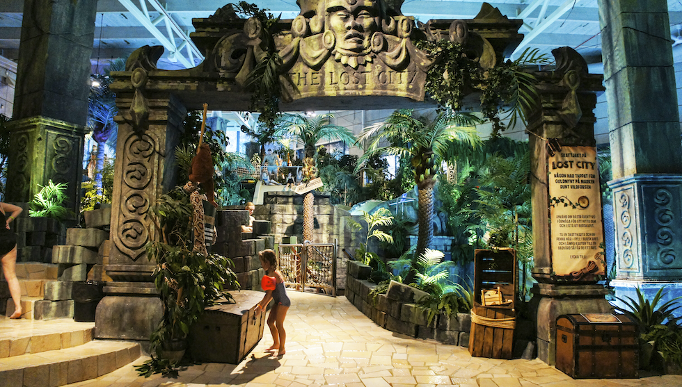 Badäventyret Lost City i Örebro