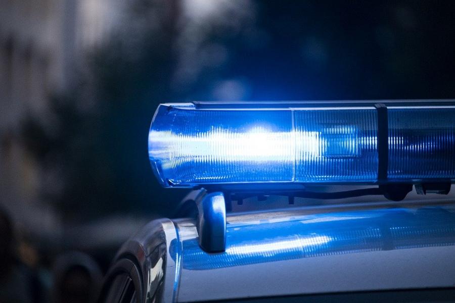 Poliser som beslagtog bil var inga poliser