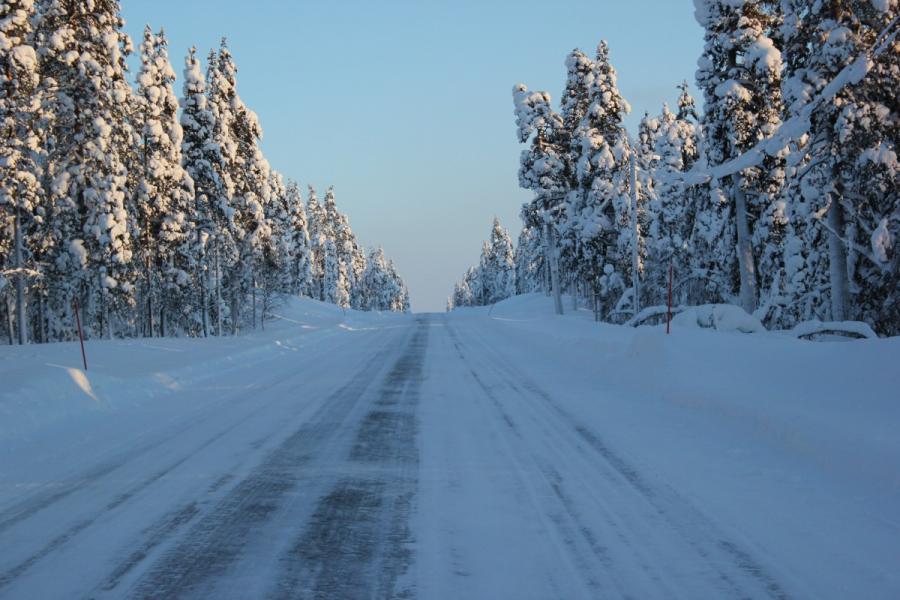 1 december är det krav på vinterdäck