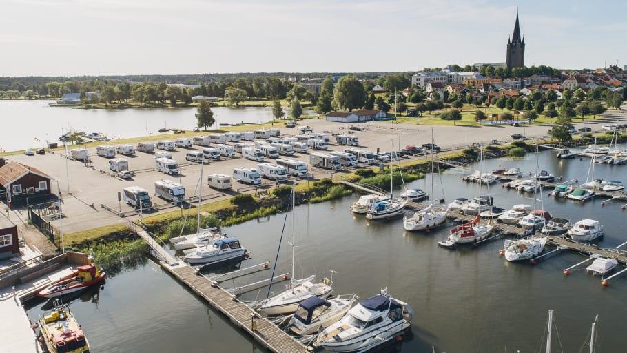 Husbilsklubben utser Mariestad till årets husbilsvänligaste kommun