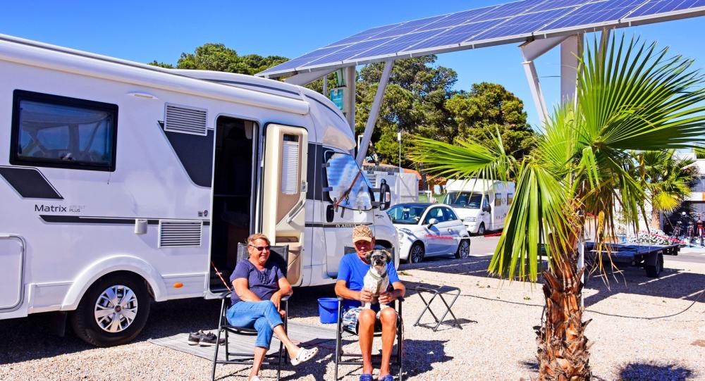Los Alcazares är ekoställplatsen där all energi kommer från solen