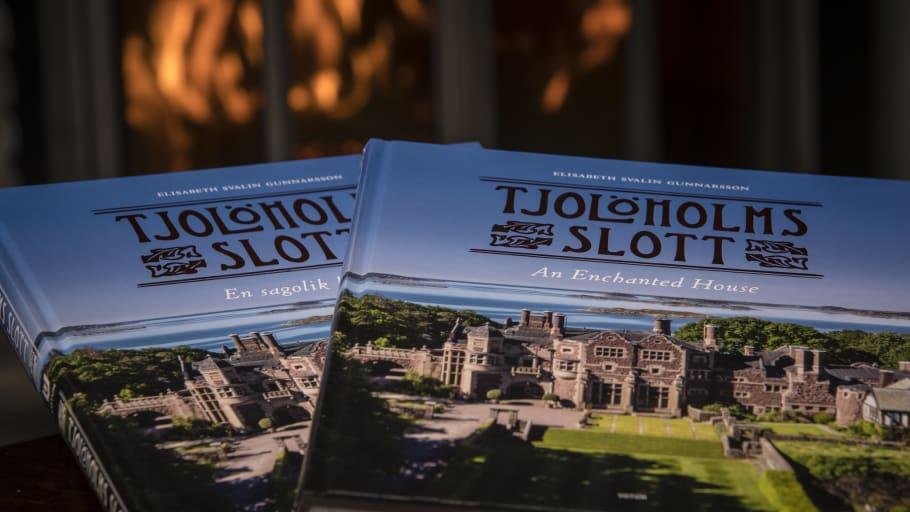 Tjolöholms slott i bokform