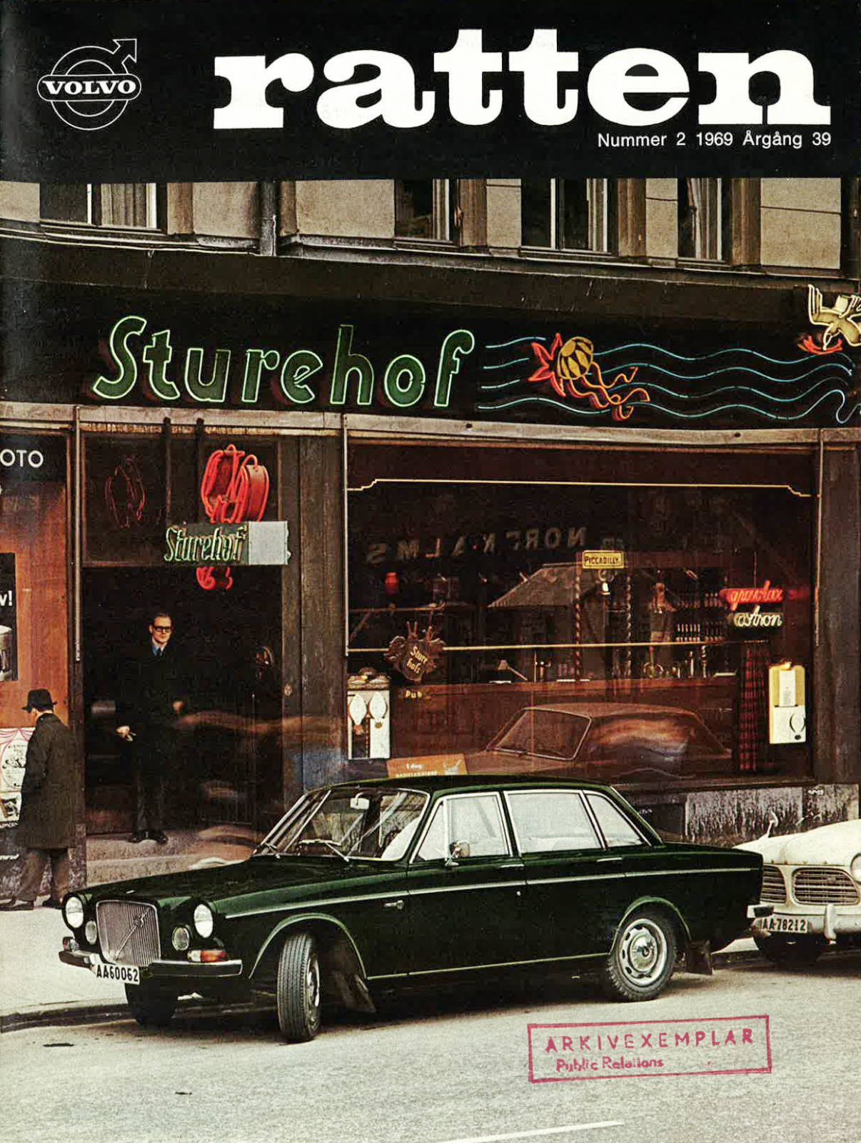 Volvo har vårdat minnet av Larson och Gabrielssons kräftmiddag på Sturehof. Här är ett exempel, ett nummer av kundtidningen Ratten 1969 där krögaren intervjuas - han körde Volvo 164.