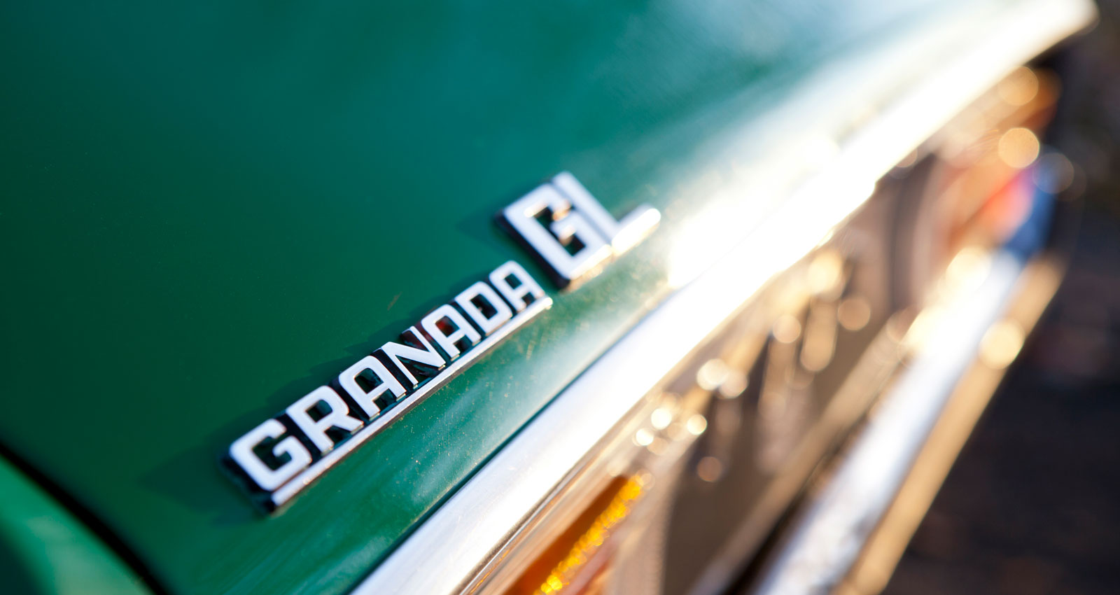 Sköngrön Ford Granada 2600 GL Coupé 1975