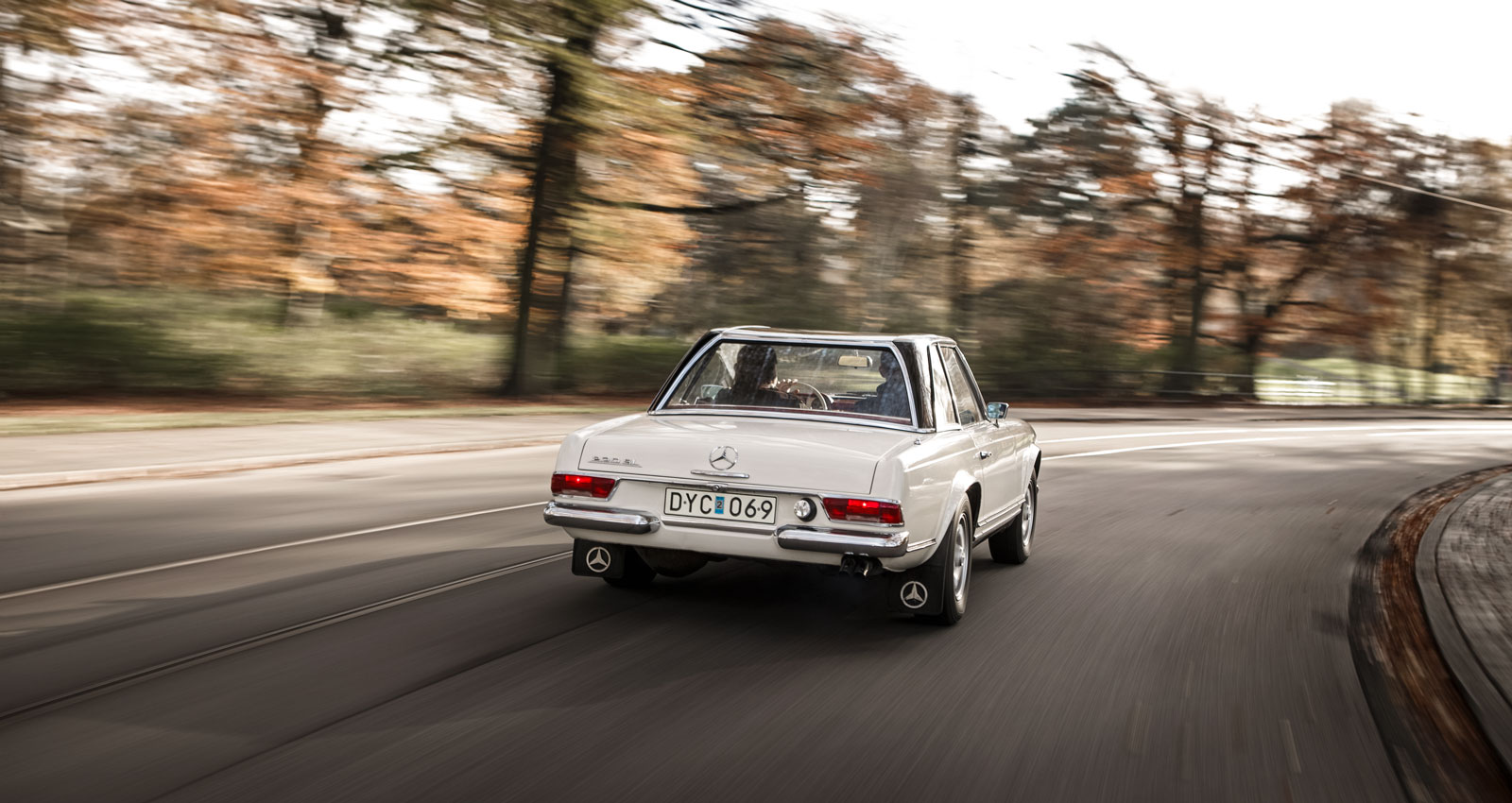 Håkan har haft sin Mercedes Pagoda sedan 1974