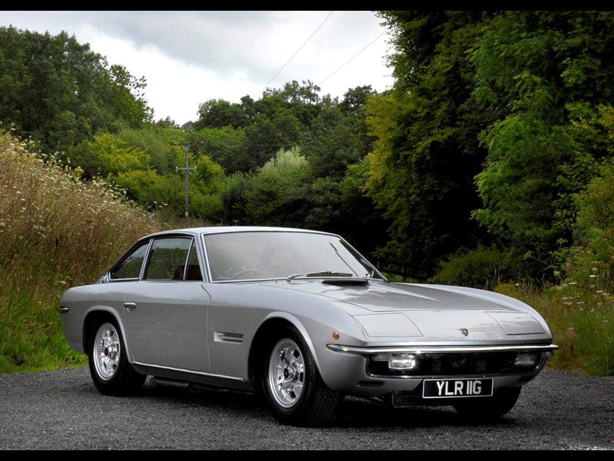 Lamborghini Islero fick beröm för bra sikt och fin ljudkomfort när den var ny. Och kraften!