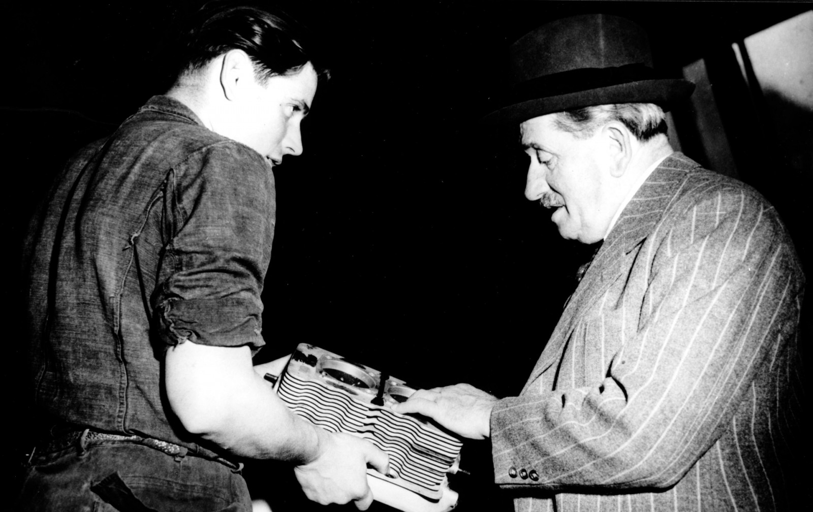 Herbert Linge samtalar med Ferdinand Porsche