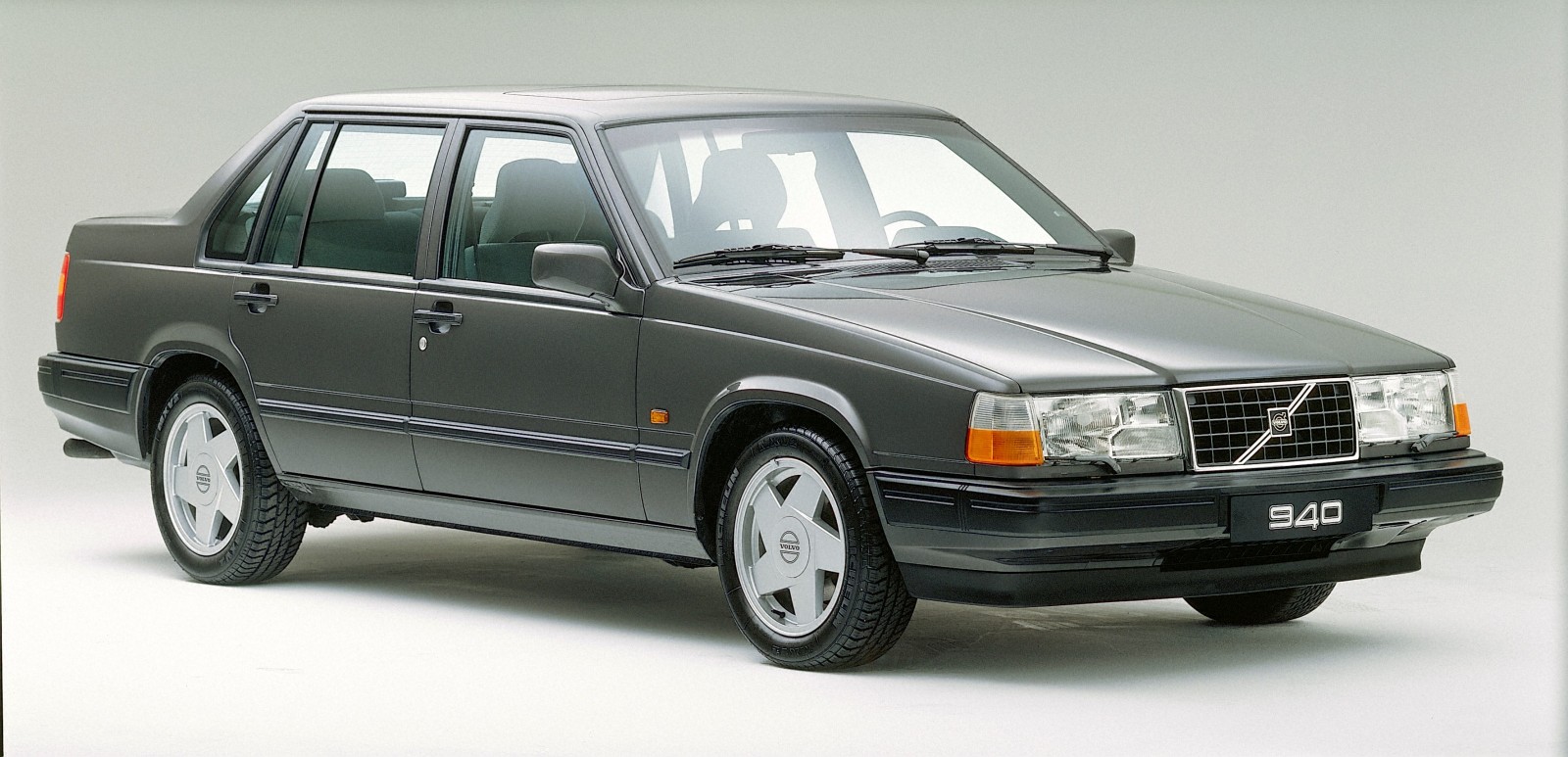 Grattis Volvo 940 30 år!