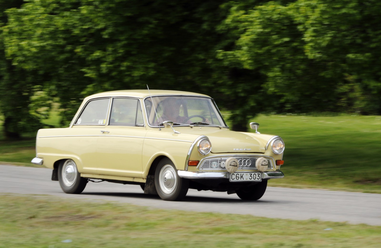 Tvåtakt i sista minuten: DKW F12