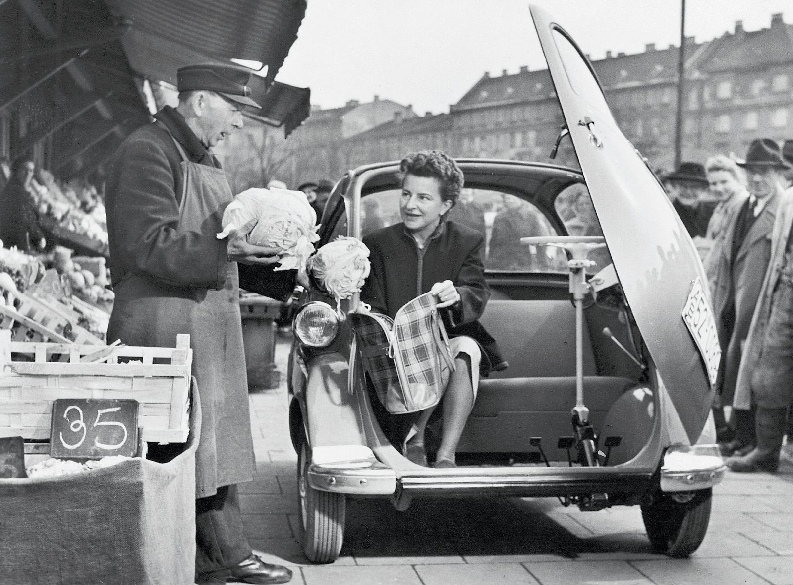 Titta vilken praktisk shoppingbil det var!