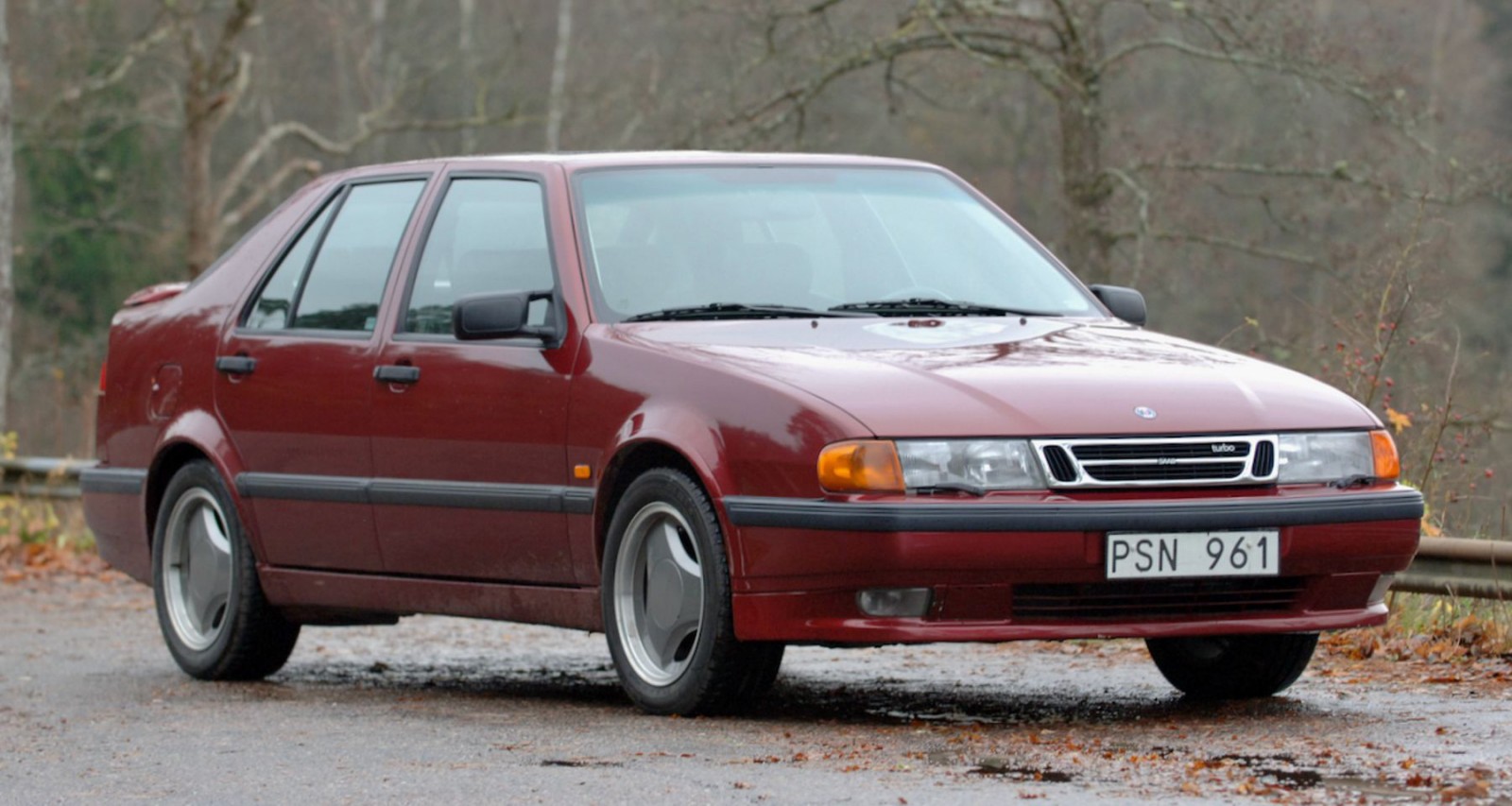 Saab 900 Aero med unik historia på auktion!