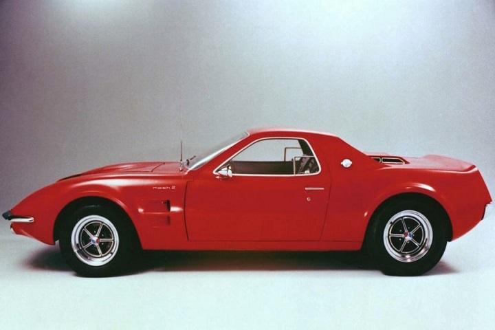 Mittmotormustangen