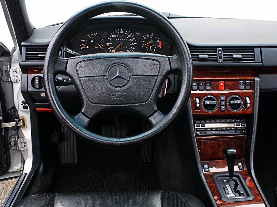 Porsches Mercedes