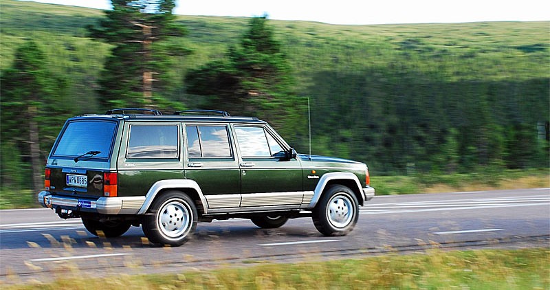 Jeep utan styrsel i tillvaron