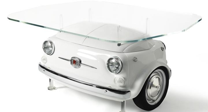 Inred vardagsrummet med Fiat