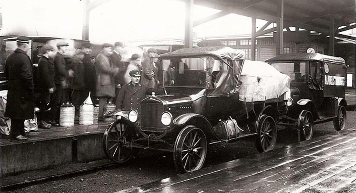 Avgång från Centralstationen 1920