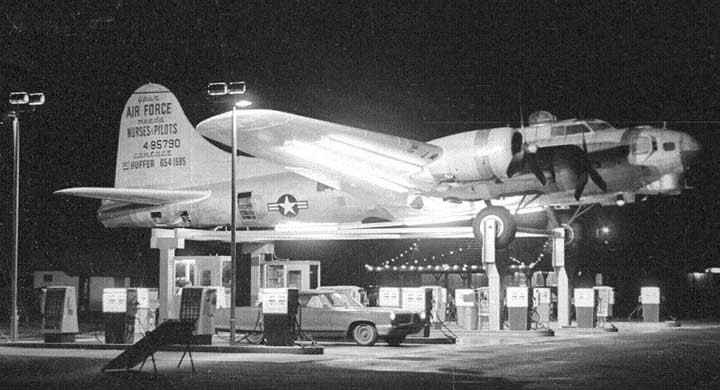 Bomber gas