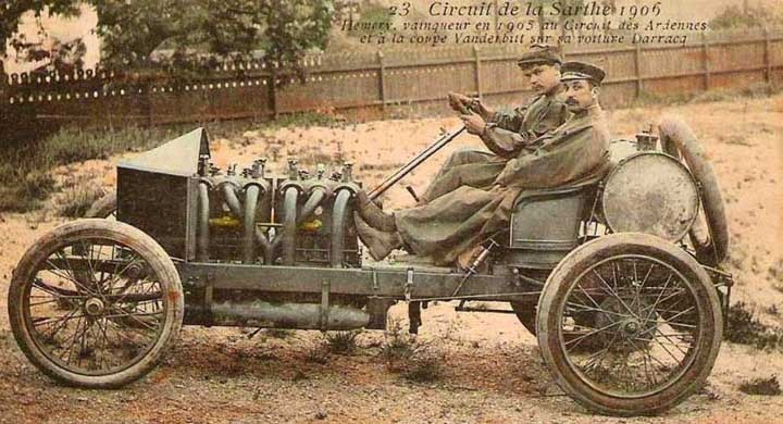 Dubbelt Darracq, med massa kubik 1905