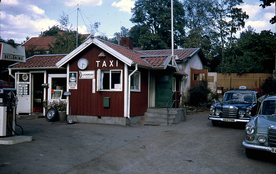 Taxistation och mack i ett - en samlingspunkt.