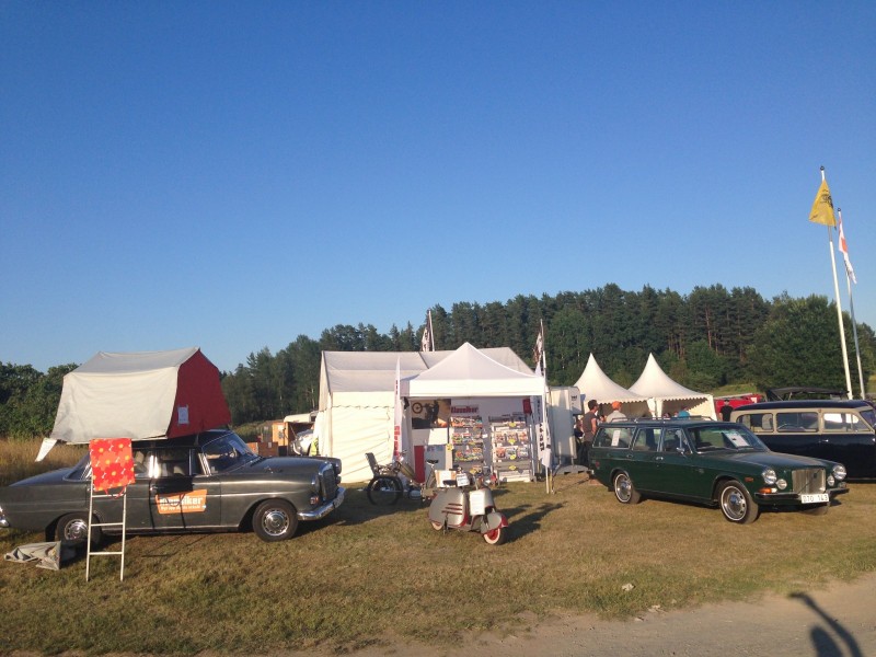 Klassiker är på plats med bland annat Stora Norrland (Mercedes 200, TP-Scootern och Volvo 165.