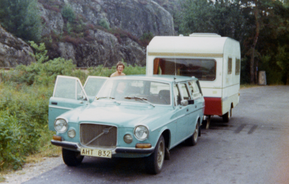 Ingemar Johnzon köpte 1974 den här Volvo 165:an. Den hade byggts om till herrgårdsvagn redan när bilen var ett år gammal. Tyvärr finns den här Volvon inte kvar i registret.