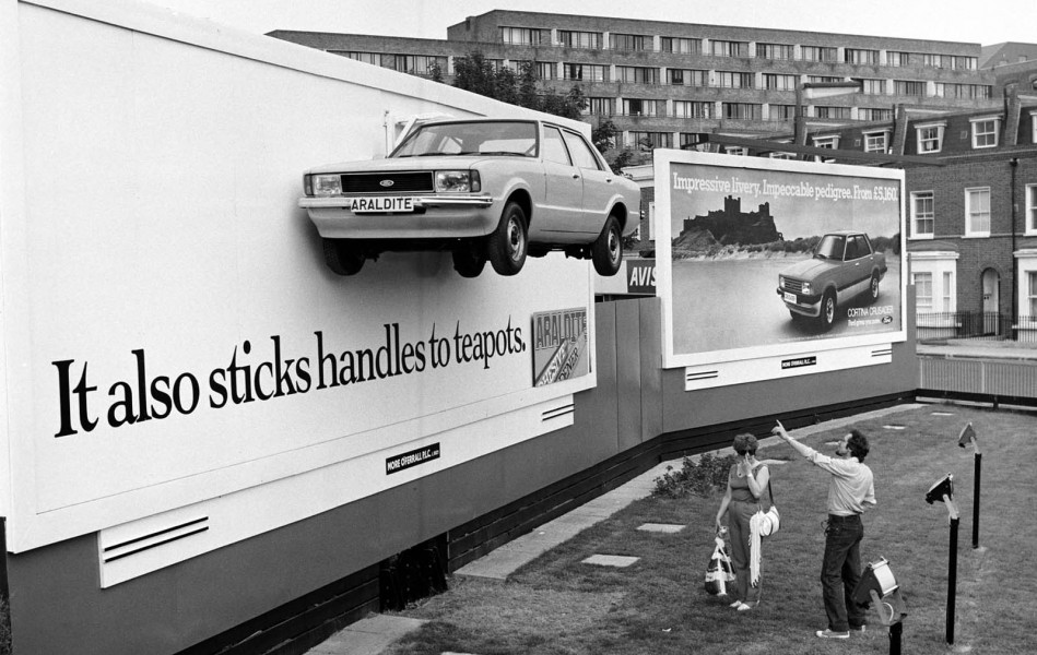 Ford uppåt väggarna