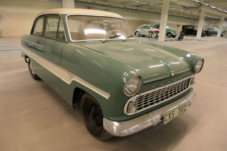 Fordsamling på auktion