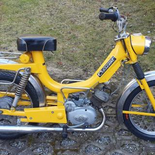 Crescent Compact 1971