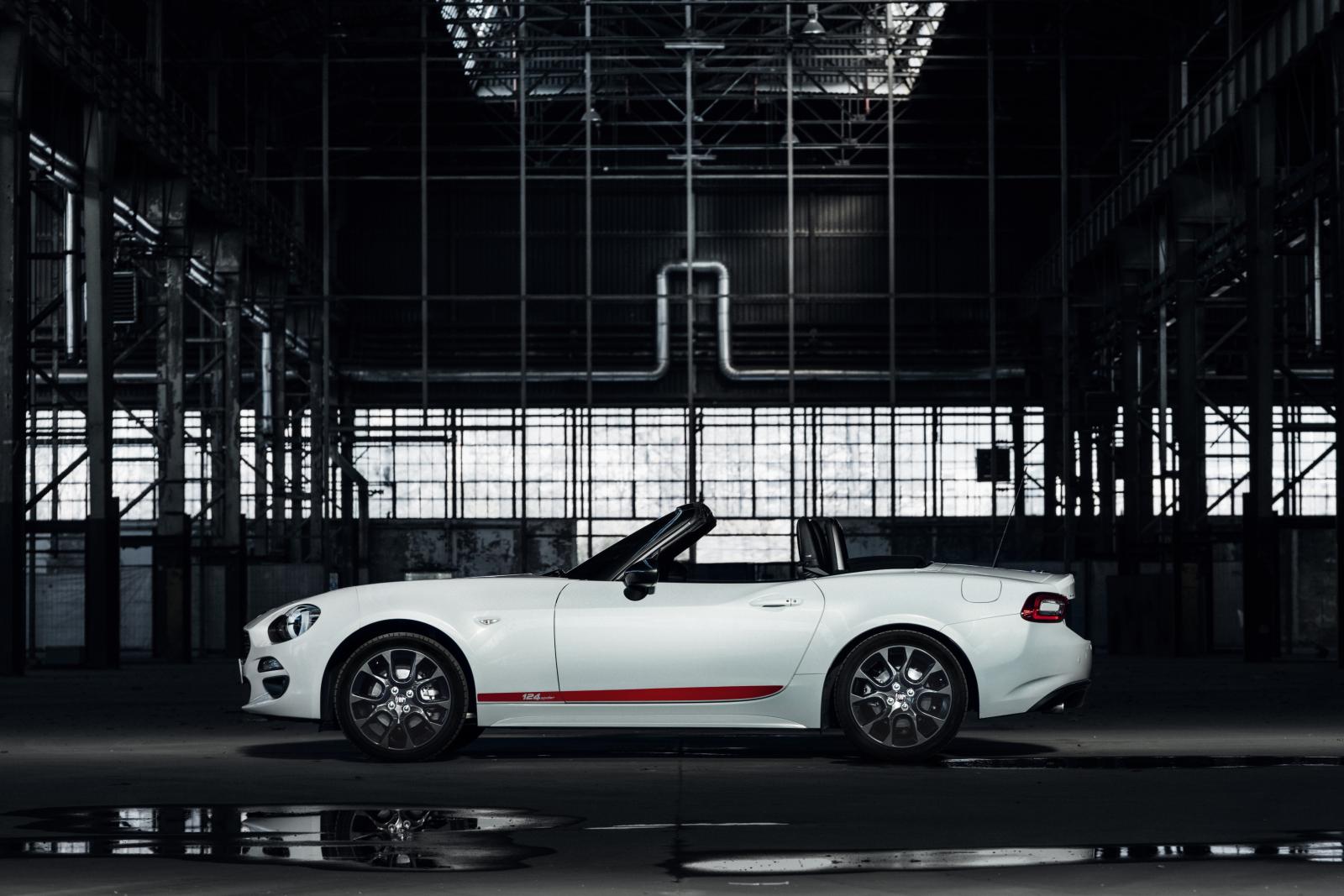 Fiat 124 Spider med extra S