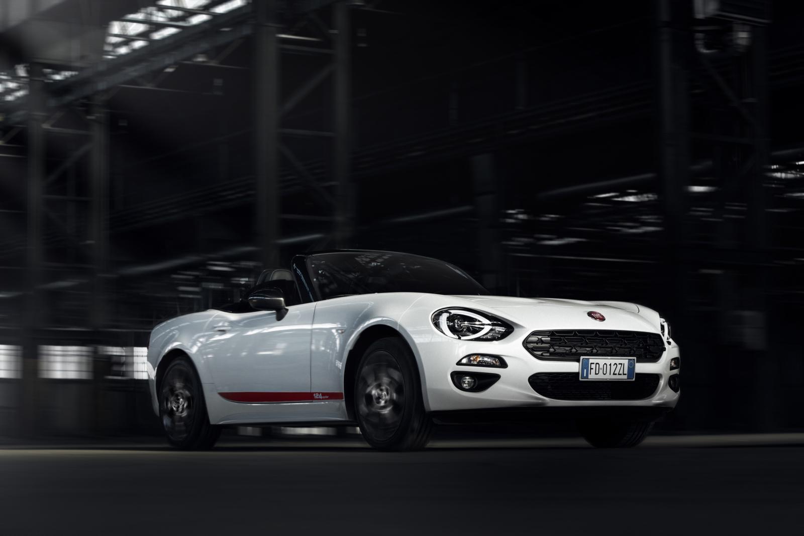 Fiat 124 Spider med extra S