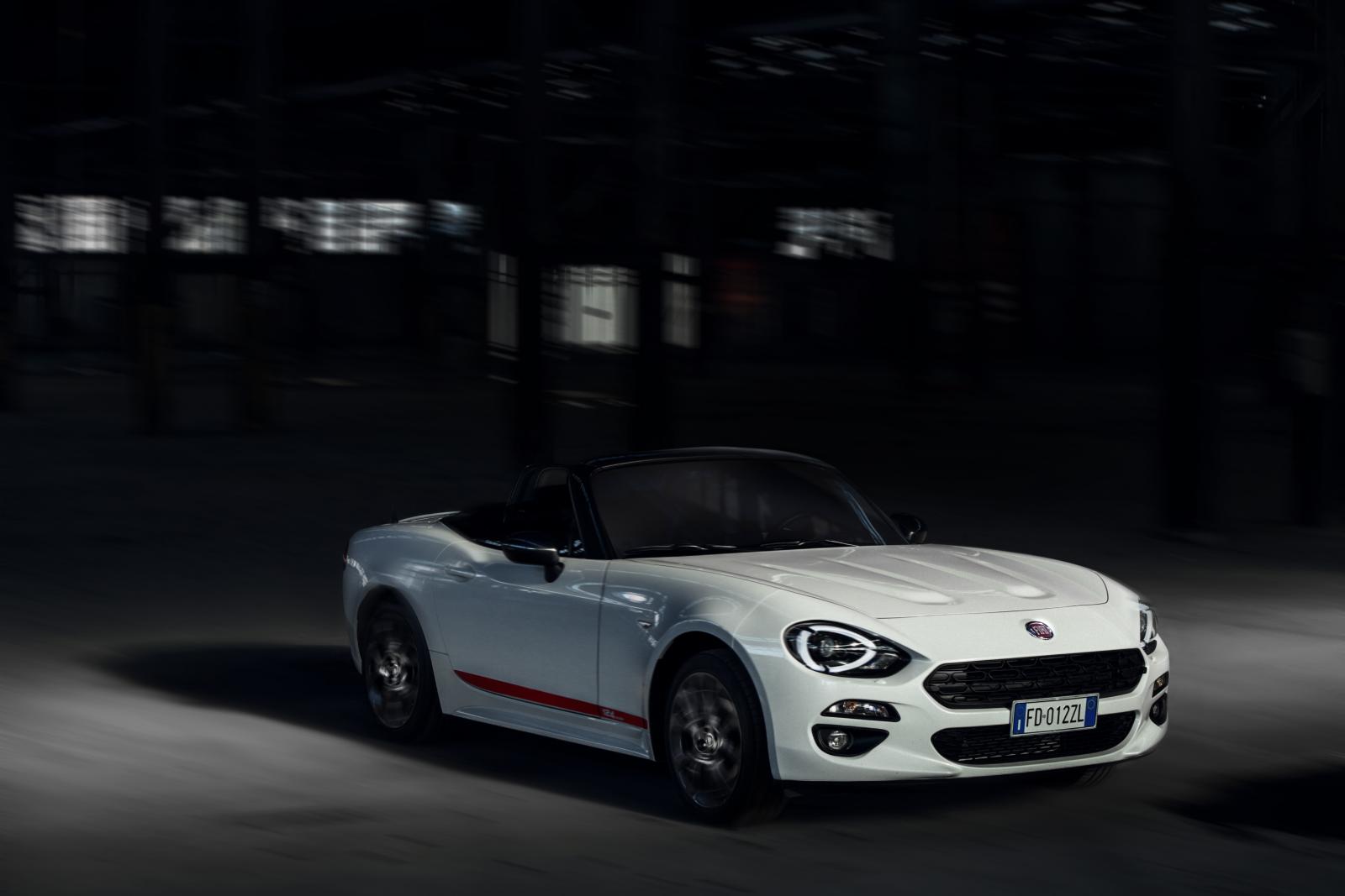 Fiat 124 Spider med extra S