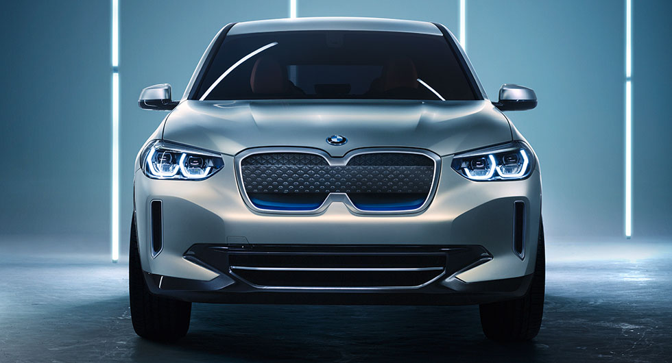 BMW X3 blir eldriven 2020