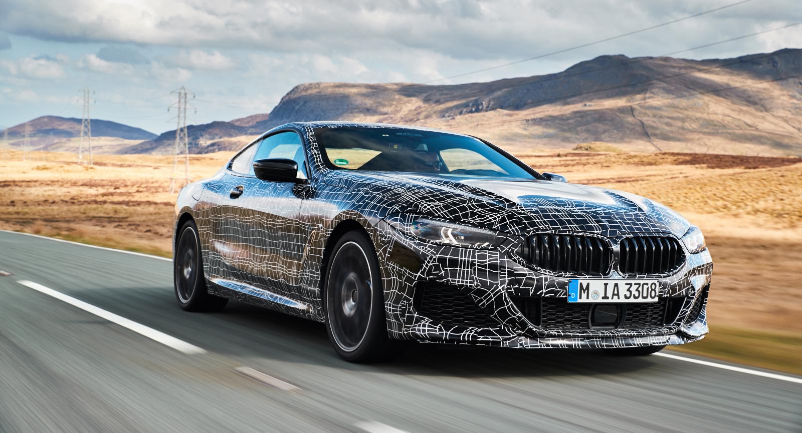 Första bilderna på 8-seriens coupé