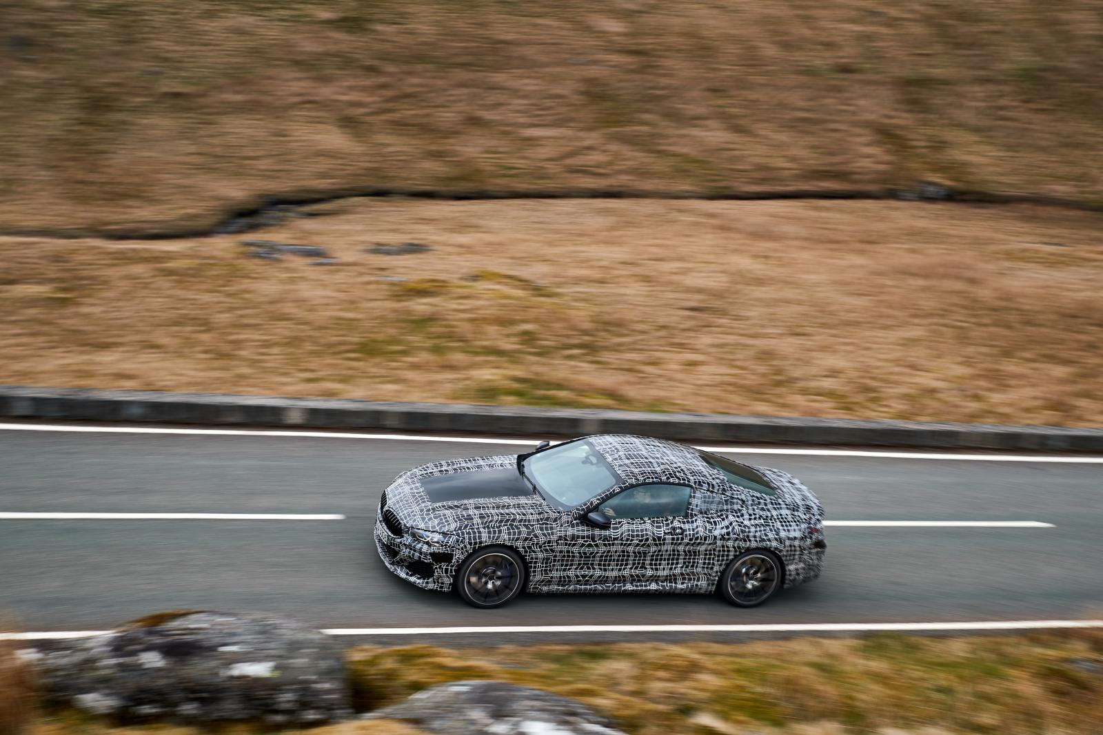 Första bilderna på 8-seriens coupé