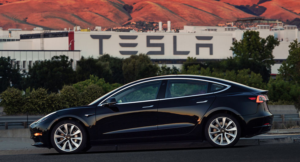 Tesla pausar bygget av Model 3