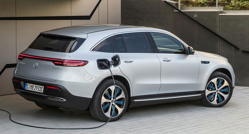 Mercedes EQC går 40 mil på el