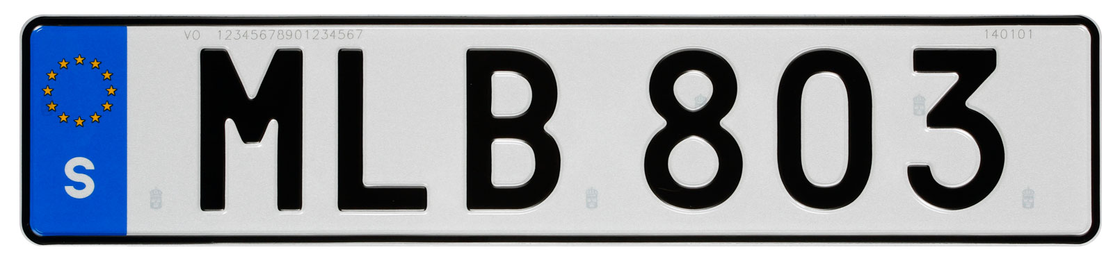 Säkerhetsdetaljer ska försvåra förfalskning. Den nya registreringsskylten stoltserar med en EU-symbol, några svenska riksvapen i miniatyr, en fabrikskod (till exempel "VO" för Volvo), ett chassinummer (17 tecken), ett unikt typsnitt, skyltens tillverkningsdatum samt en tillverkningsstämpel som sitter på baksidan.