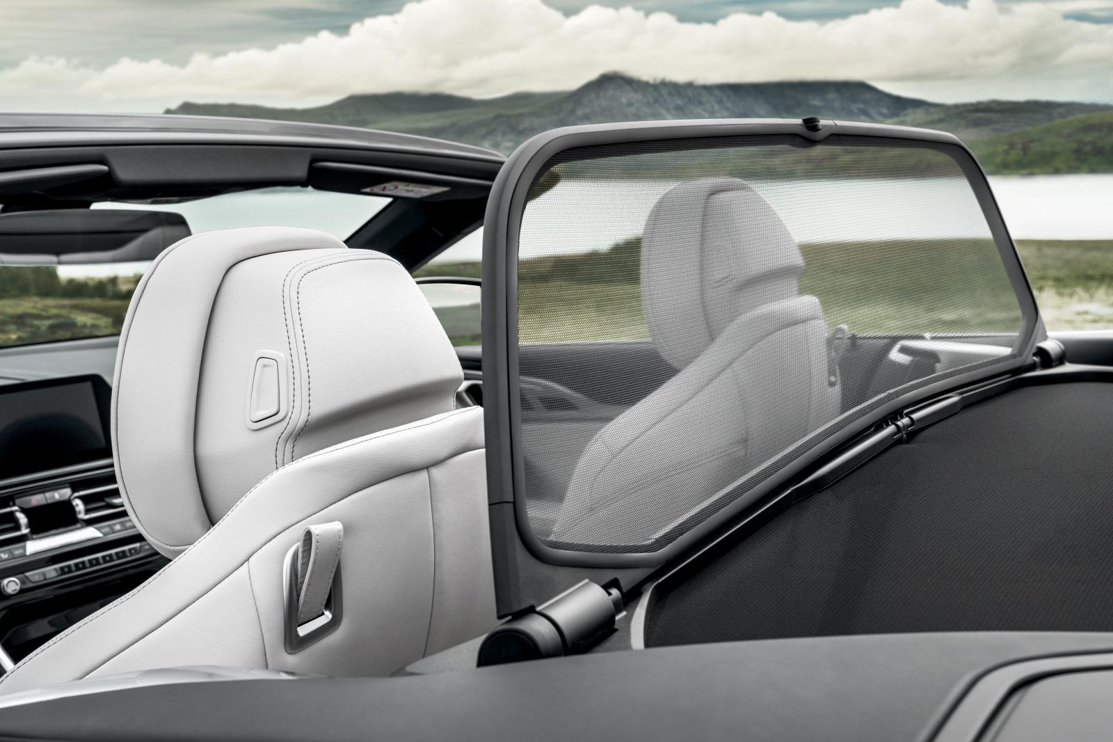 Luftig lyx med nya 8-serie Cabriolet