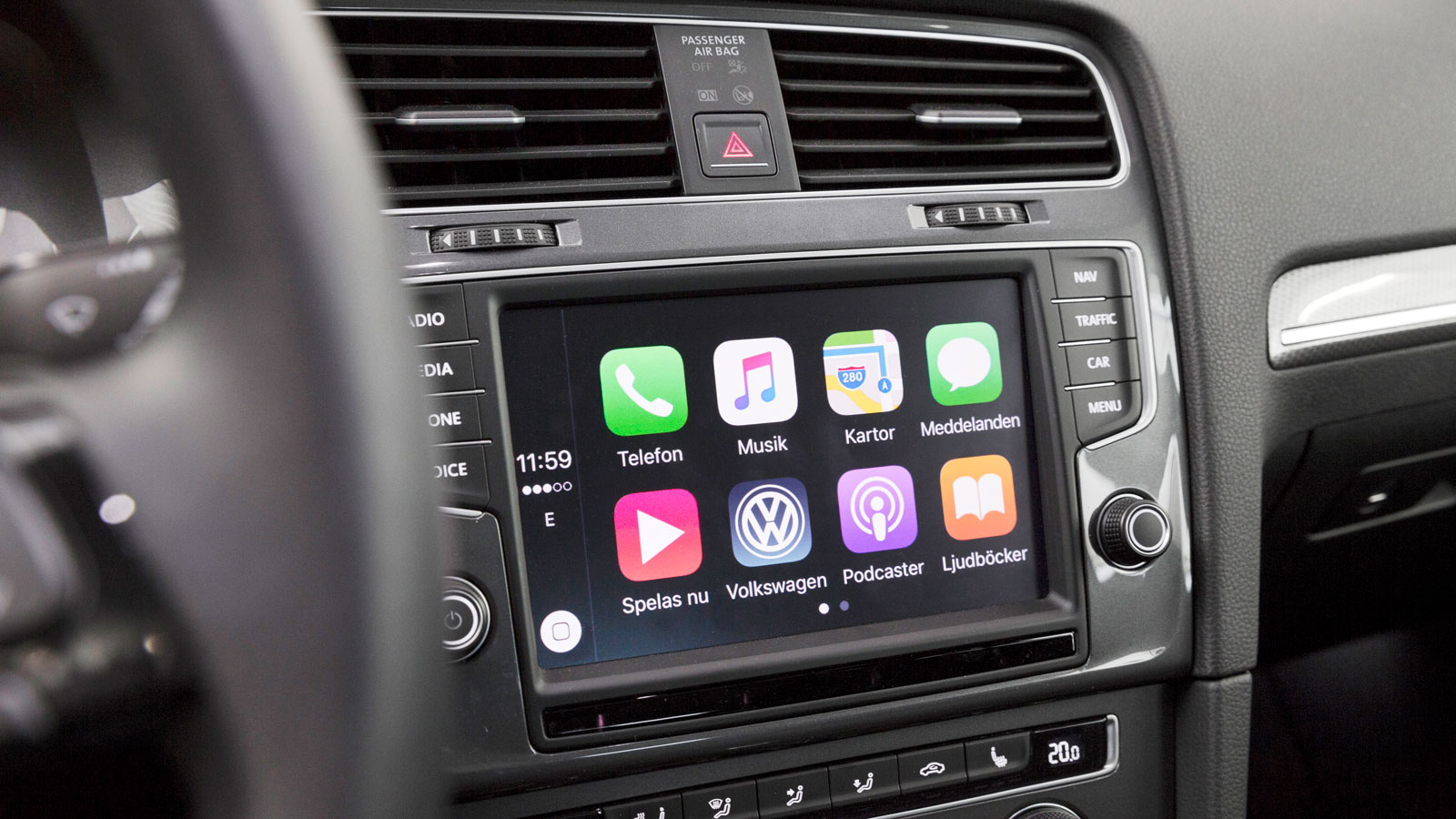 Volkswagen: Vi gillar VW:s infotainment. Det är inte lika tillkrånglat som i vissa andra konkurrenter från samma land. Systemet är föredömligt lättanvänt med bra touchdisplay.