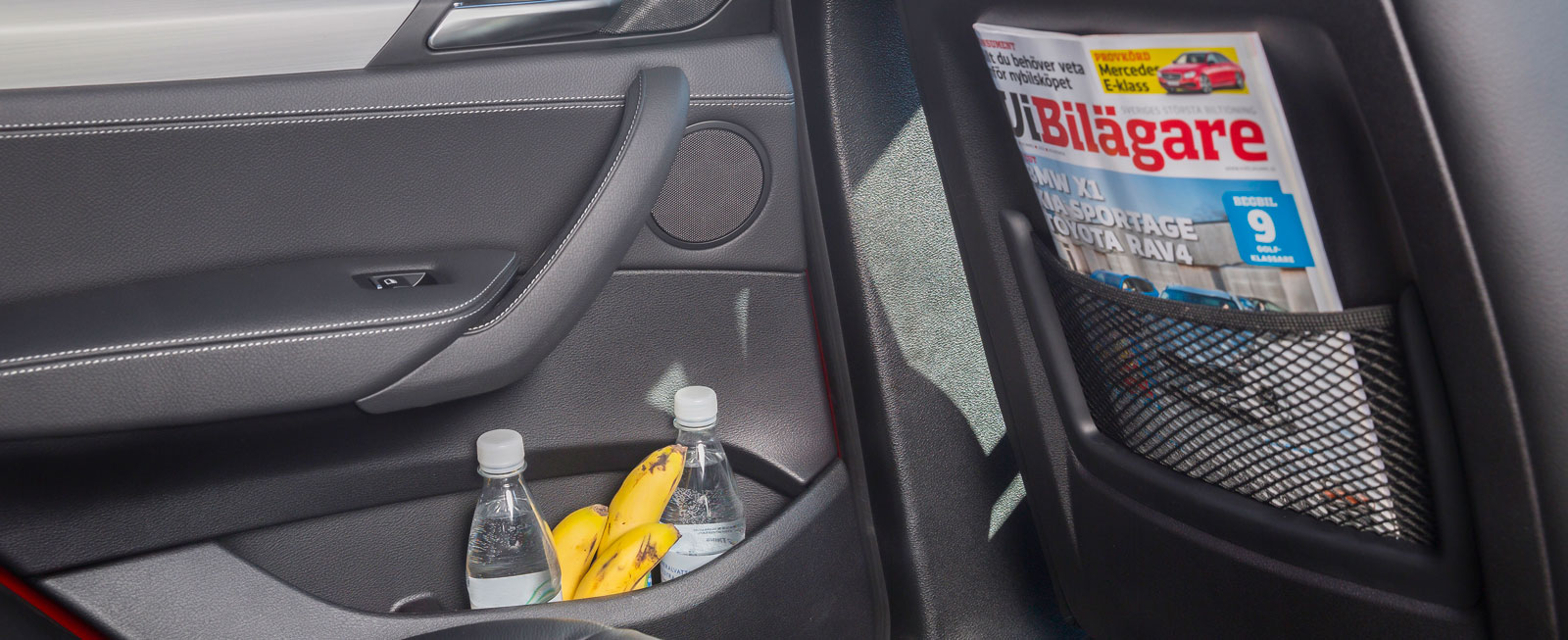 Utmärkta förvaringsfack i BMW, inte minst kan den som reser i baksätet få med sig oanade pryl- och matmängder.