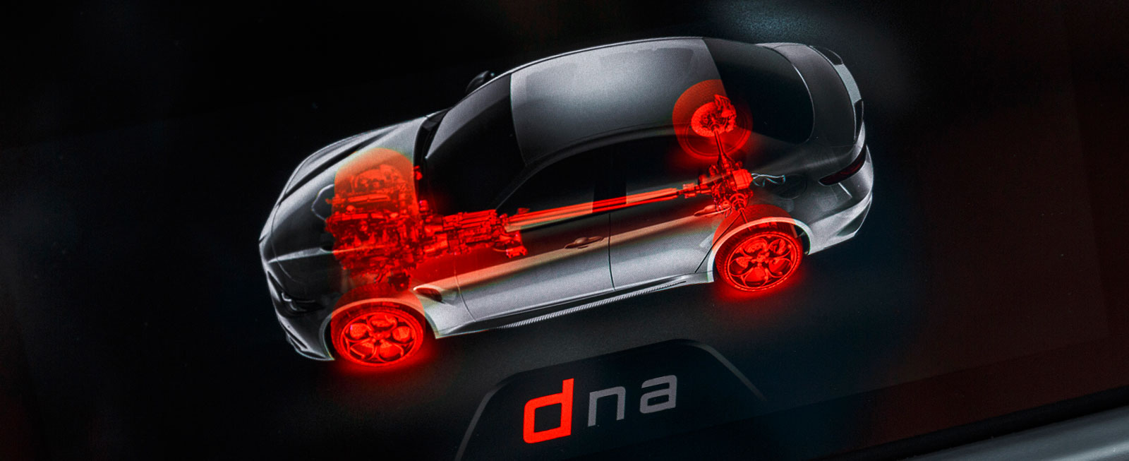 Tre olika körlägen med Giulias ”DNA-vred” – men i den här bilen vill man köra på hetaste läget nästan jämt.