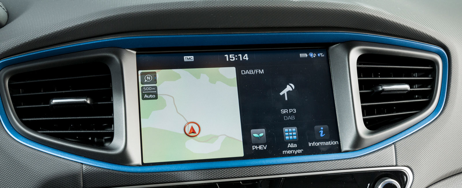 Systemet känns igen från andra Hyundai/Kia. Ioniq är ensam i testet om ett vanligt vred till kartzoom och att bläddra i listor, men peka går också bra.