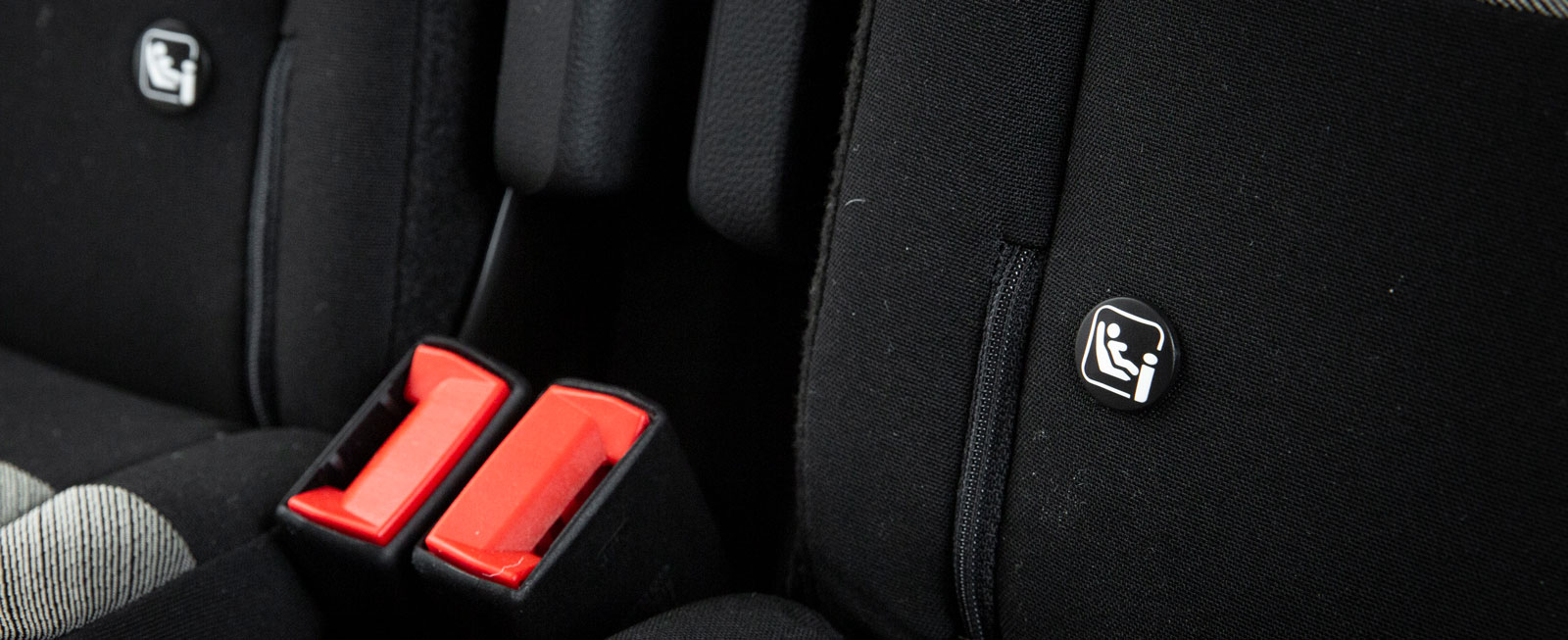 Citroën har tre separata bakstolar med var sitt Isofixfäste.