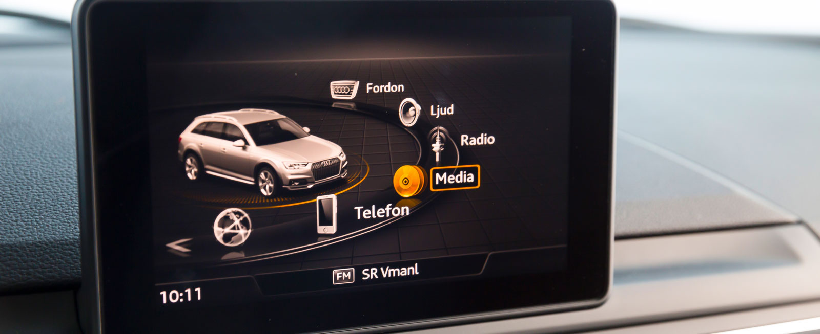 Audis system har tilltalande grafik och lättbegripligt gränssnitt. Det finns olika system med olika omfattning att välja bland, testbilens var av något enklare sort.