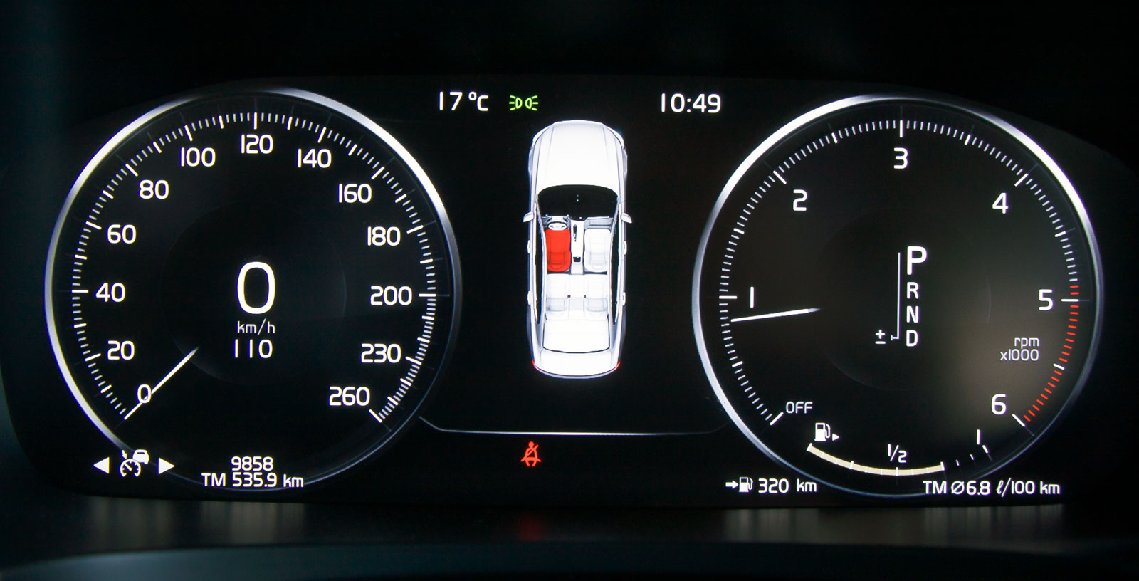 Volvos visning är distinkt och kan också varieras i utseende. Exempelvis kan navigationskartan frammanas också här.